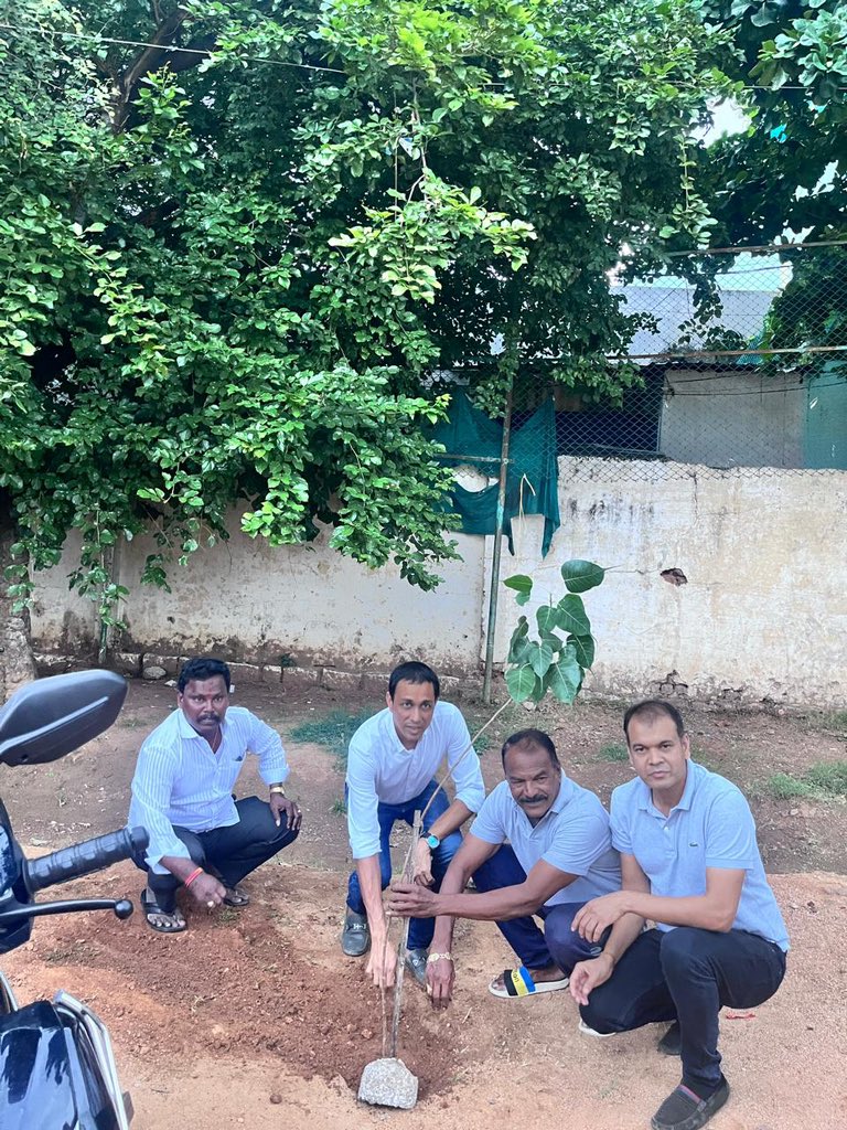 humanprakash's tweet photo. First Phase of This Monsoon Season’s Mega #Plantation Drive https://t.co/gFWkIiSUkd