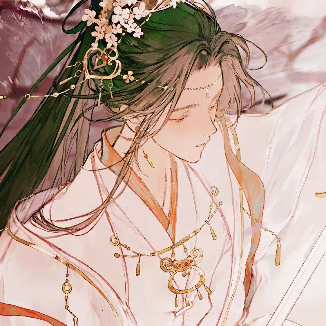 flwrxielian's tweet photo. Happy birthday, Xie Lian! You’re the most beautiful character with the most beautiful heart I’ve ever read. I hope Hua Cheng showers you with all the love and kisses today ❤️🥺 https://t.co/BAPeCMMY3f