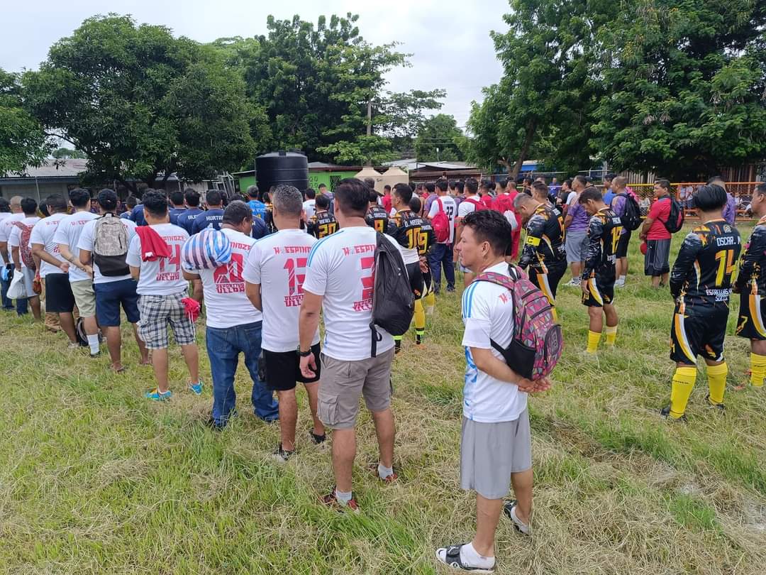 #Nicaragua| Esta mañana, se realizó la inauguración de la liga recreativa municipal de fútbol campo de los Veteranos en Tipitapa, Managua 🎉🥅⚽

#4519LaPatriaLaRevolución 
#PLOMO19