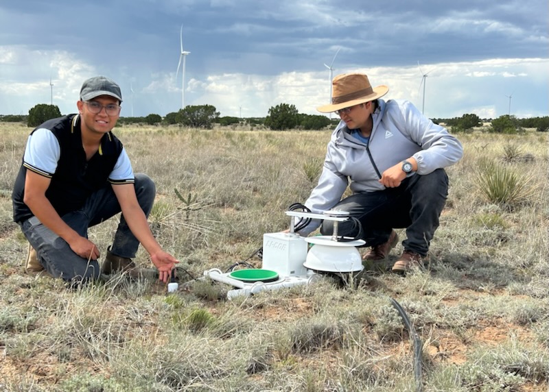 Expanding research scope beyond croplands: we started investigating soil greenhouse gas fluxes in rangeland environments! #SoilScience #ClimateResearch #Rangelands Photo by: <a href="/NMSUGhimire/">Rajan Ghimire</a>
