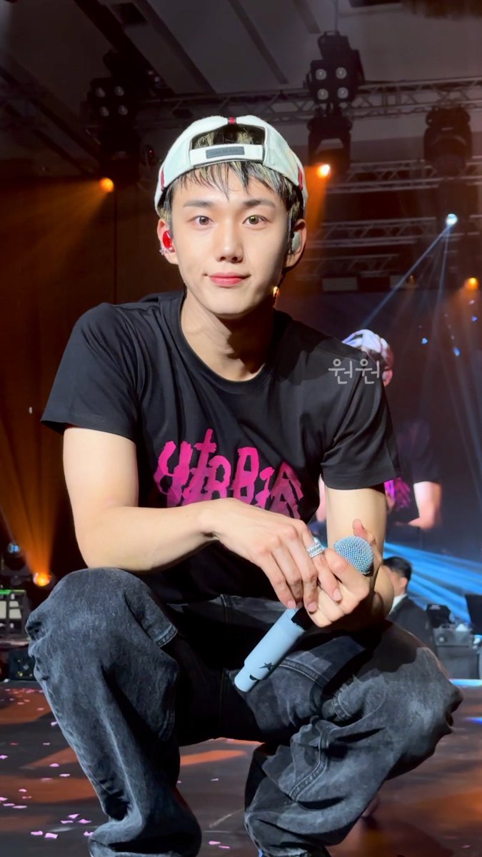 𝟏+𝟏 tweet media