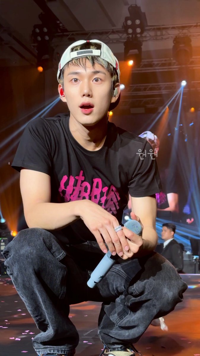 𝟏+𝟏 tweet media