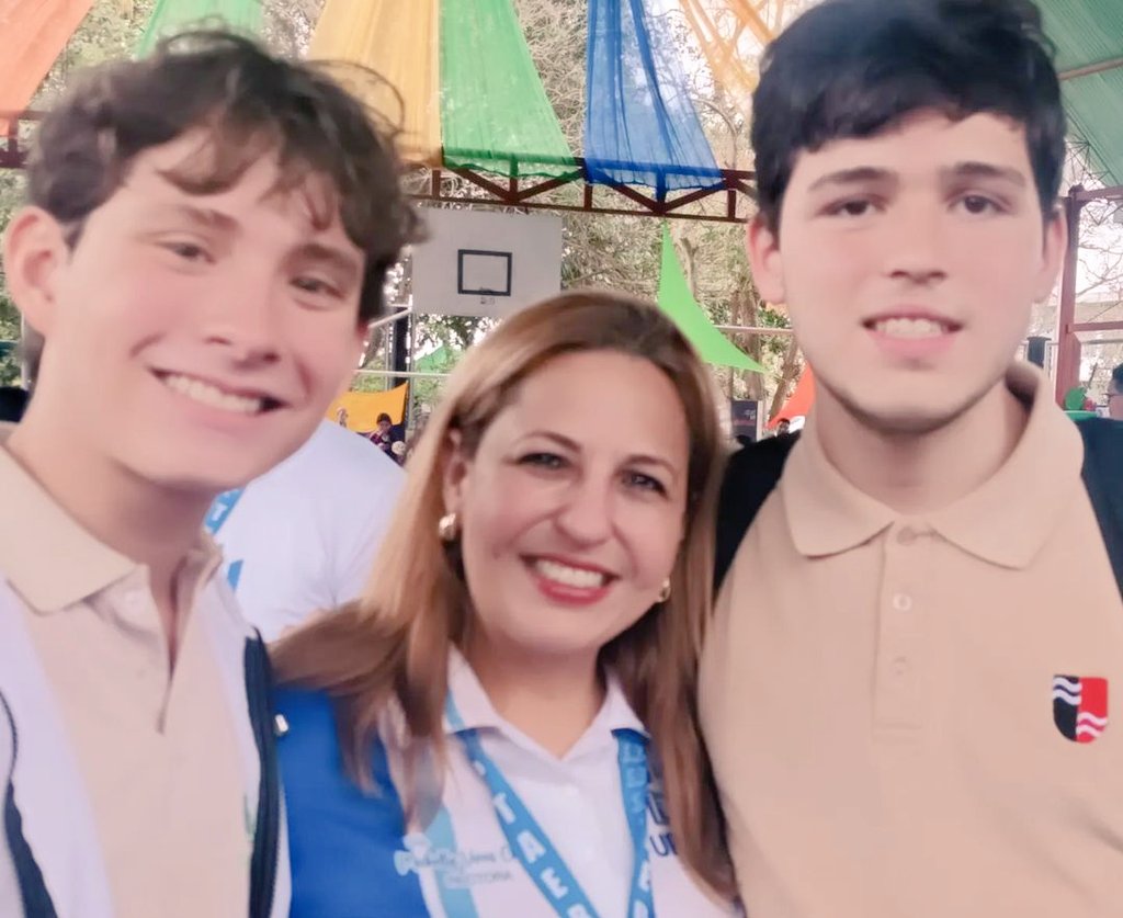 michellyvivas's tweet image. #OrgulloLarense

Éxitos muchachos...

Juan José Martinez Barreto 
Luis Fabrizio Meléndez Antidormi

Quienes representarán a la Patria de Bolivar en las Olimpiadas Internacionales de Matemáticas IMO-2024

🇻🇪🔣🔢🇻🇪
Del 15 al 22 Julio
Barh - Inglaterra

@uptlara @AdolfoP_Oficial