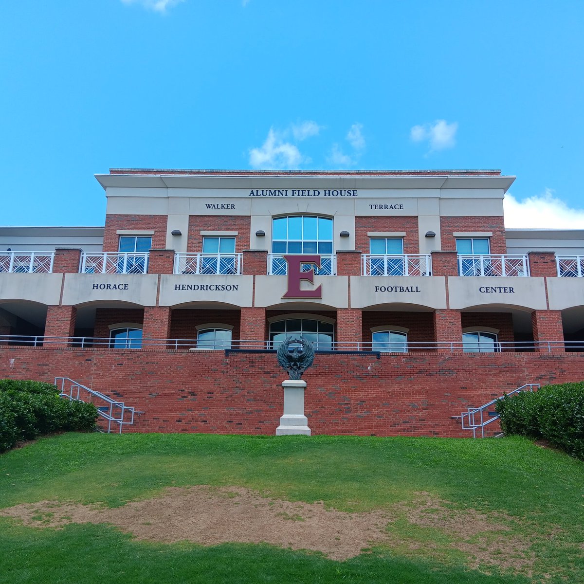 Yadriel0824's tweet photo. Thank you to the coaches and players for the opportunity to compete at @elonuniversity.🐦‍🔥
@CVance43 @TonyTrisciani @ElonFootball https://t.co/R104ahPFtn