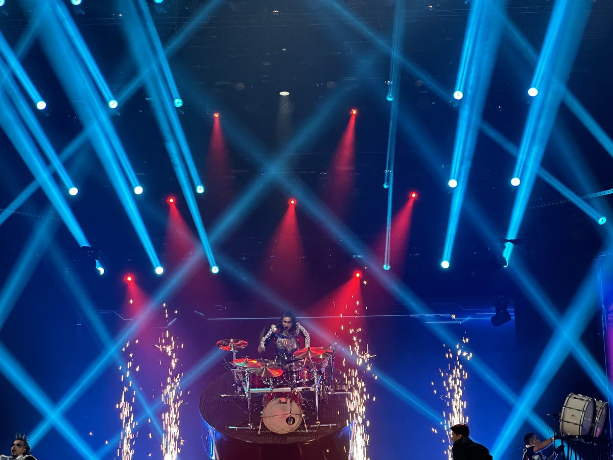 patenrazali's tweet photo. Dari minggu pertama dah tau memang @AepulRoza takkan main-main. Pentas akhir, dia buktikan kemampuan dia. Juara memang tempat selayaknya. 🔥 #TheHardestSingingShow https://t.co/lqiUT3XWd7