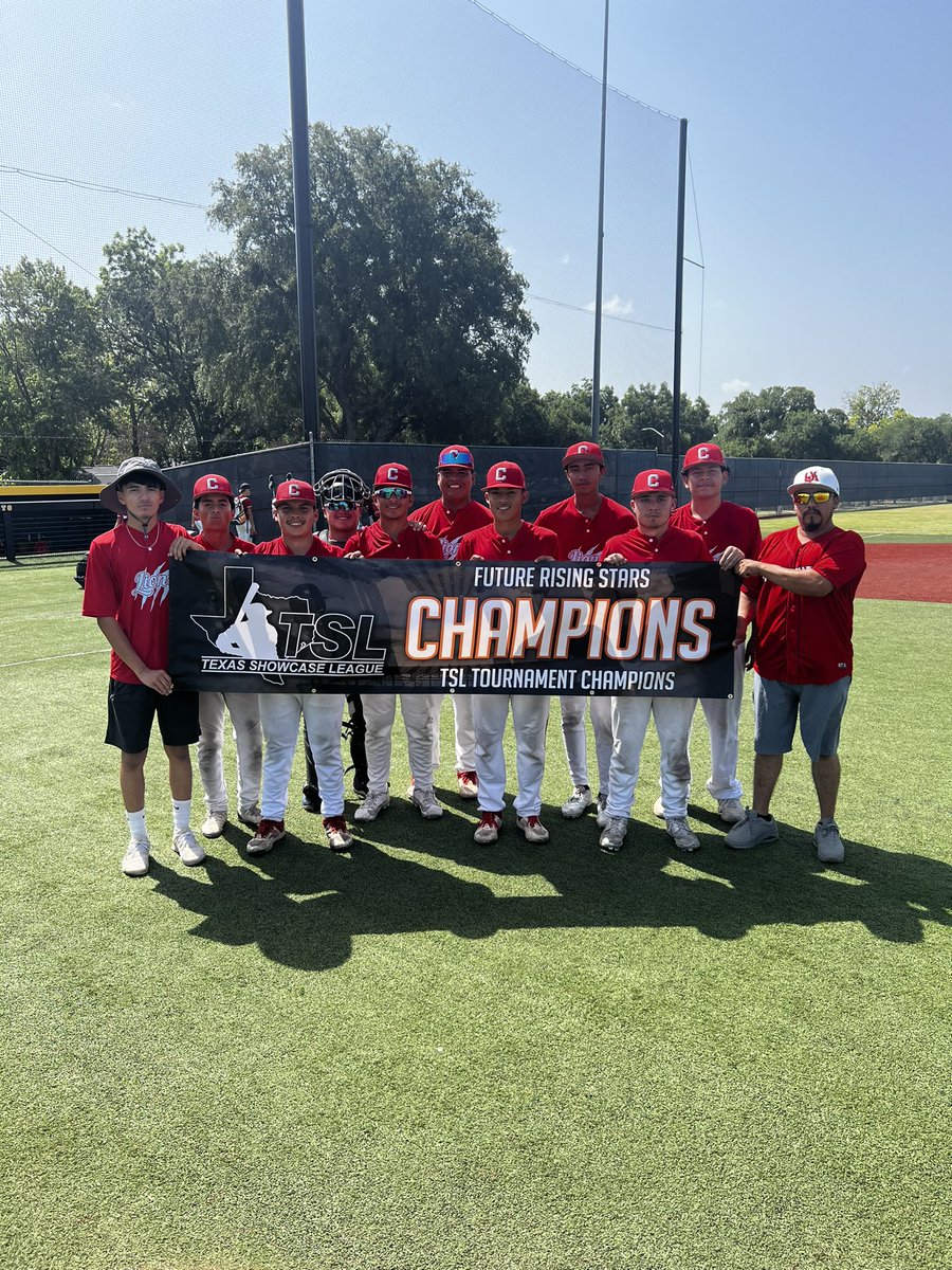 TSL_Baseball's tweet photo. Arlington Heights high school
*Elite Bracket*
Game 1 
Lions Baseball - 7
Mutiny Baseball - 1

Pog: 
Starting Pitcher #5 Xavier (instagram: Xav_avila9)
5ks 
4ips
0 Era https://t.co/uBFMSz3PI5