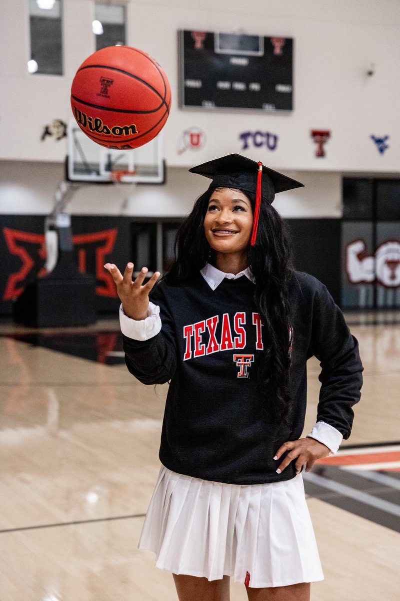 JazzShavers's tweet photo. On August 3rd of 2024 I will be Graduating with my Bachelor of Arts degree in Communication Studies - with Honors. I am so blessed to have accomplished this in just 3 years. All glory to God for guiding me on this amazing journey. I also want to thank family and friends for their unconditional love and support. Texas Tech - it’s more than a university, it’s home and the place where my journey continues!

Wreck Em! ♥️✨👩🏽‍🎓🍾