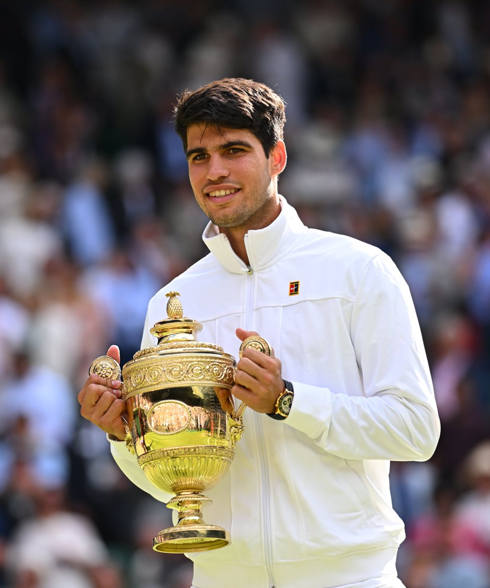 rolandgarros's tweet photo. CARLIDOS 🏆🏆

#Wimbledon https://t.co/ov3AGFea1Y