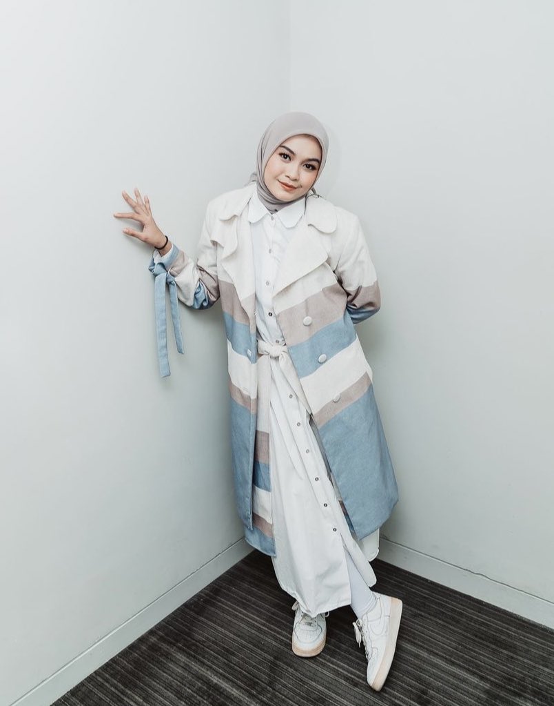 aycalterego's tweet photo. —Kumpulan notice dari 4 pilar kehidupan ayca✨
1. Salma Salsabil
2. Bernadya Ribka
3. Raissa Anggiani
4. Nadin Amizah https://t.co/WTO2OOrHIJ