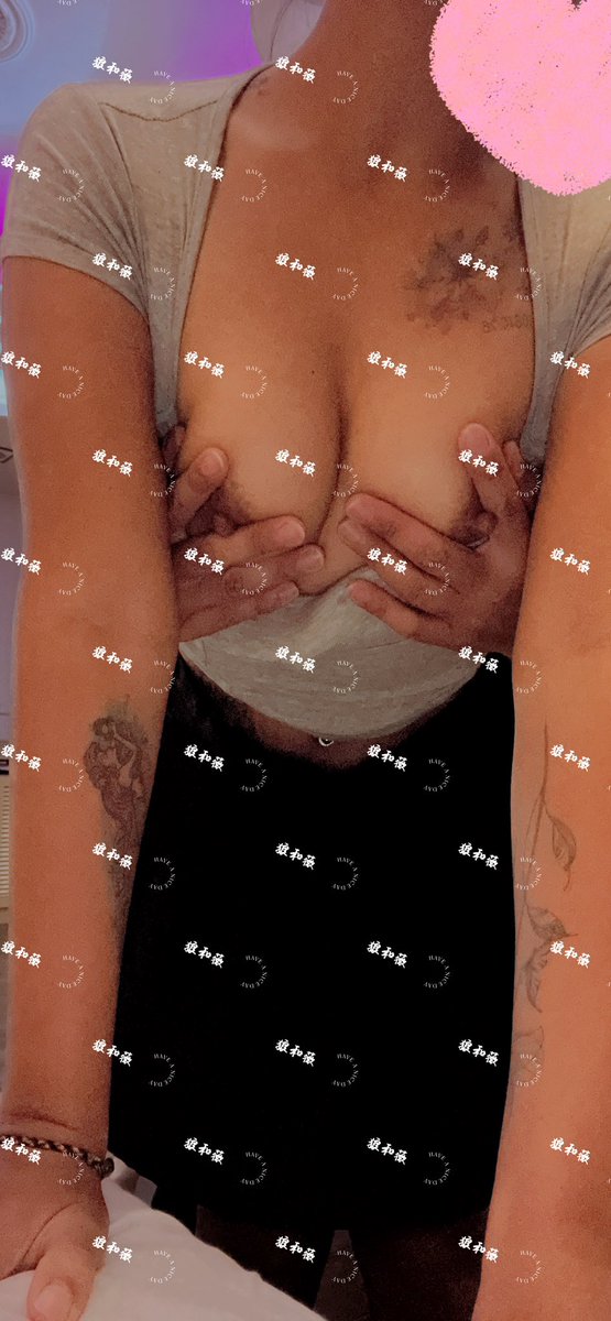 小紅走了！
下午看a片，又在想色色的事😍
我跟狼哥看a片，不喜歡對方看自己自慰🤪
很奇怪🥸

固定單男工程師又約啦！
從車震到旅館過程中，薇菈小穴好濕好興奮
車子超晃的，差點被看到😜

美好的約會成功🥰

明天晚上高雄單男局可以密我❤️‍🔥

#高雄單男 #優質單男