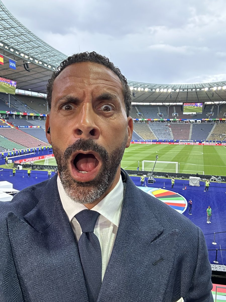 rioferdy5's tweet photo. Not nervous at all!!

#EURO2024 https://t.co/Yl4R3iPGQM