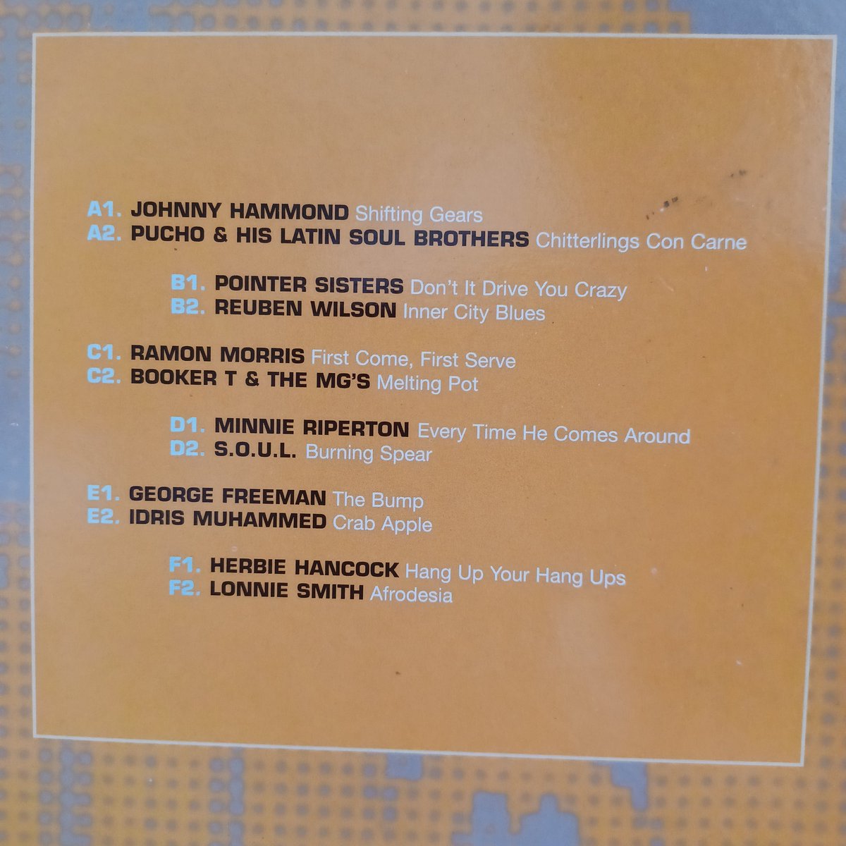ageingbboys's tweet photo. Sitting here listening to rekkids.
Blimey. THREE discs of pure classics, all pressed in loud quality, for £11.
Thems was the days... etc... etc...

#pulpfusion https://t.co/KSzmQVJd4x