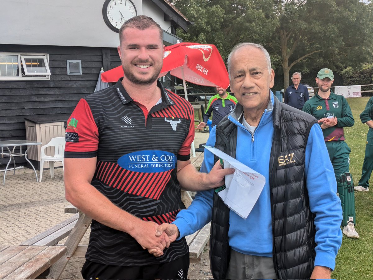 Essex League Cricket (@essexlgucricket) on Twitter photo Congratulations to <a href="/HCCOfficial/">Hornchurch CC</a> on winning the 2024 <a href="/DukesCricket/">Dukes Cricket</a> Essex Twenty20 Cup.
essexcl.play-cricket.com/website/resultโฆ
Player of the final was George Hankins.
Thanks to <a href="/BillericayCC/">Billericay CC</a> for hosting today! Congratulations to <a href="/HCCOfficial/">Hornchurch CC</a> on winning the 2024 <a href="/DukesCricket/">Dukes Cricket</a> Essex Twenty20 Cup.
essexcl.play-cricket.com/website/resultโฆ
Player of the final was George Hankins.
Thanks to <a href="/BillericayCC/">Billericay CC</a> for hosting today!
