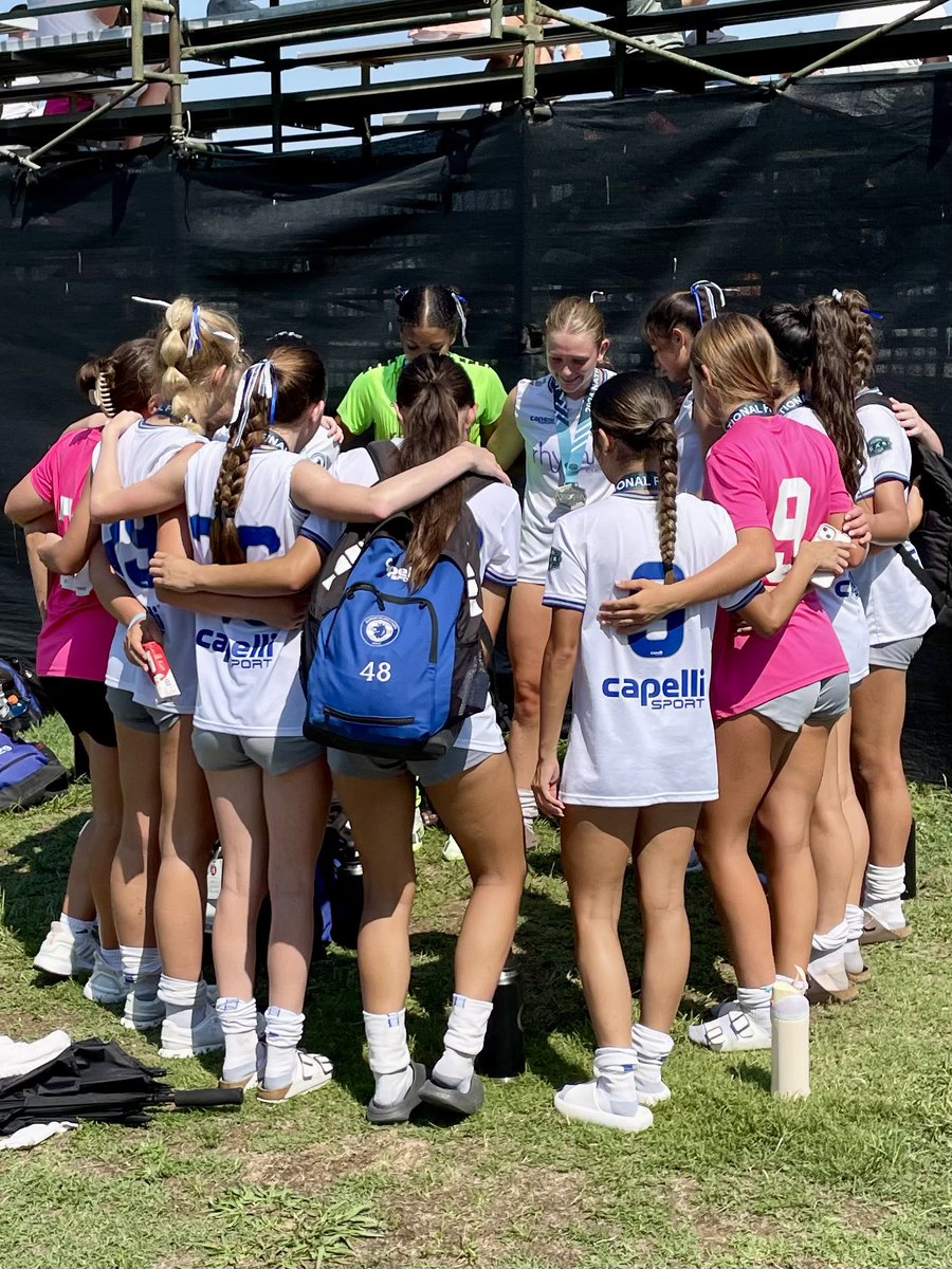 ahfc07gECRL's tweet photo. We had an unbelievable run this year. We were one of the last 2 teams standing out of the 300 across the nation. 

We want to thank our coach @CoachGusMota for pushing us to be our best throughout this entire season. We will miss you!!❤️❤️ https://t.co/0joOgrMkZ6