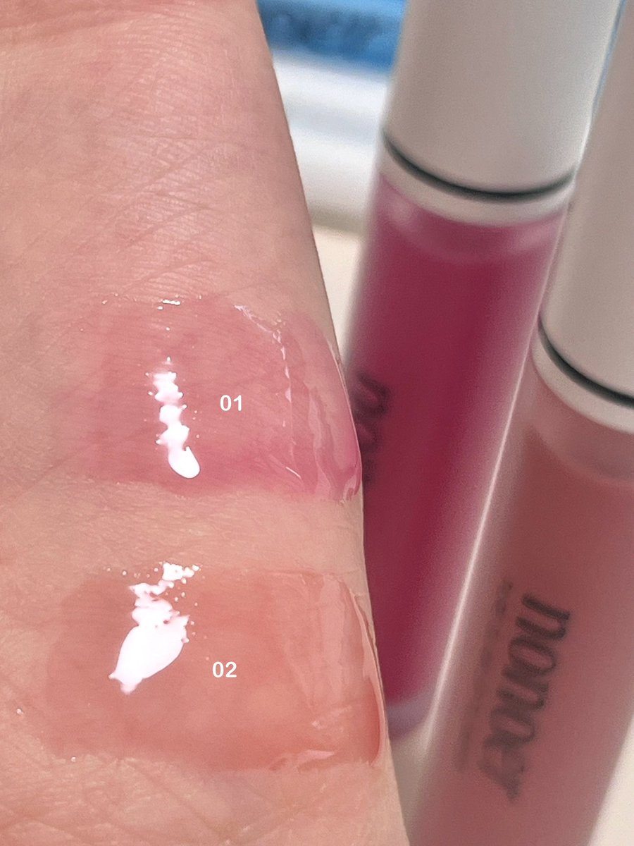 badbaddiary's tweet photo. nonoer lip pencil &amp; lip plumper🤍 https://t.co/tupS6v0zlh