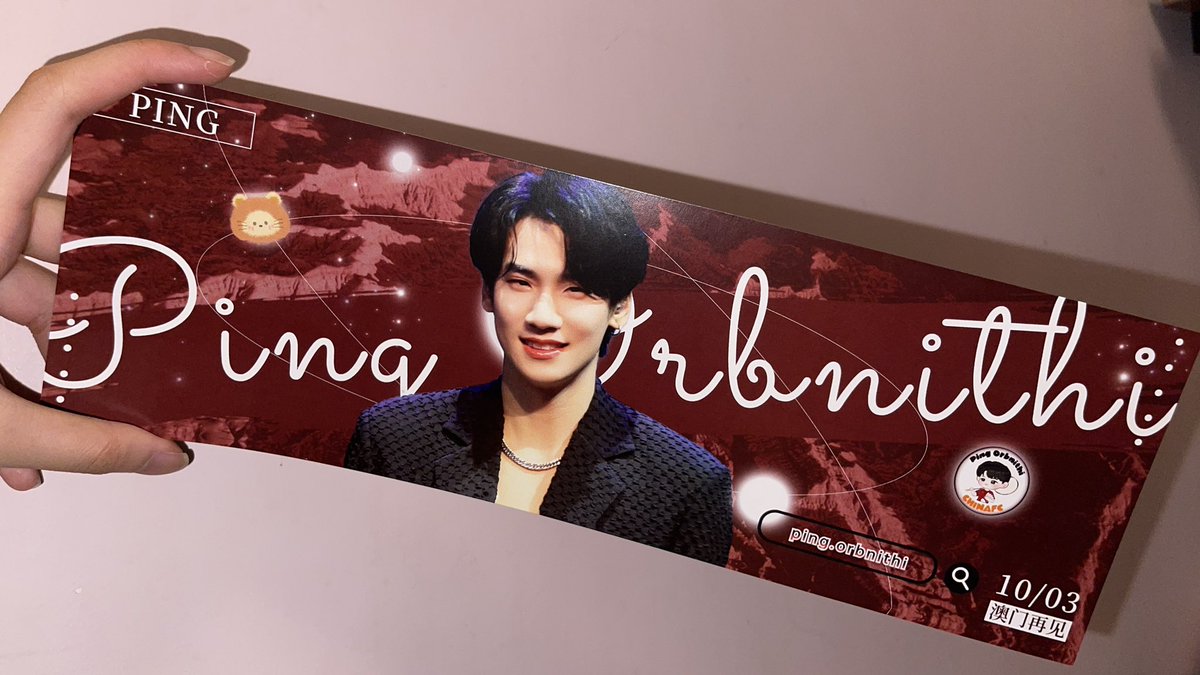 bl9_uebbb's tweet photo. Hope you enjoy tonight❤️
I don’t know you can see this Banner(P.1-2) or not,Ooor maybe you saw me in the audience.
I asked you do you remember me,I didn’t expect to reply YES to me!!!
anyway thank you so much,seeyou next time(Please always remember me😗(?))
#Pitbabe1stFMinMacau https://t.co/OslDYQRU50