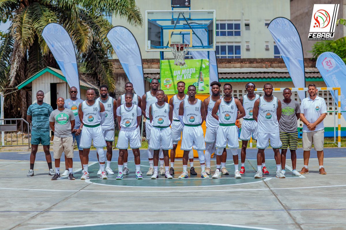 umugezi_actu's tweet photo. 🏀 #UrunaniBbc ruhejeje gutsinda #dynamoBBC amanota 63 kuri 51 mu rukino rw’ibanze rwa VLB Élite 8 .
#umugeziactu #Burundi #basketabll https://t.co/wMcJu4dPB3