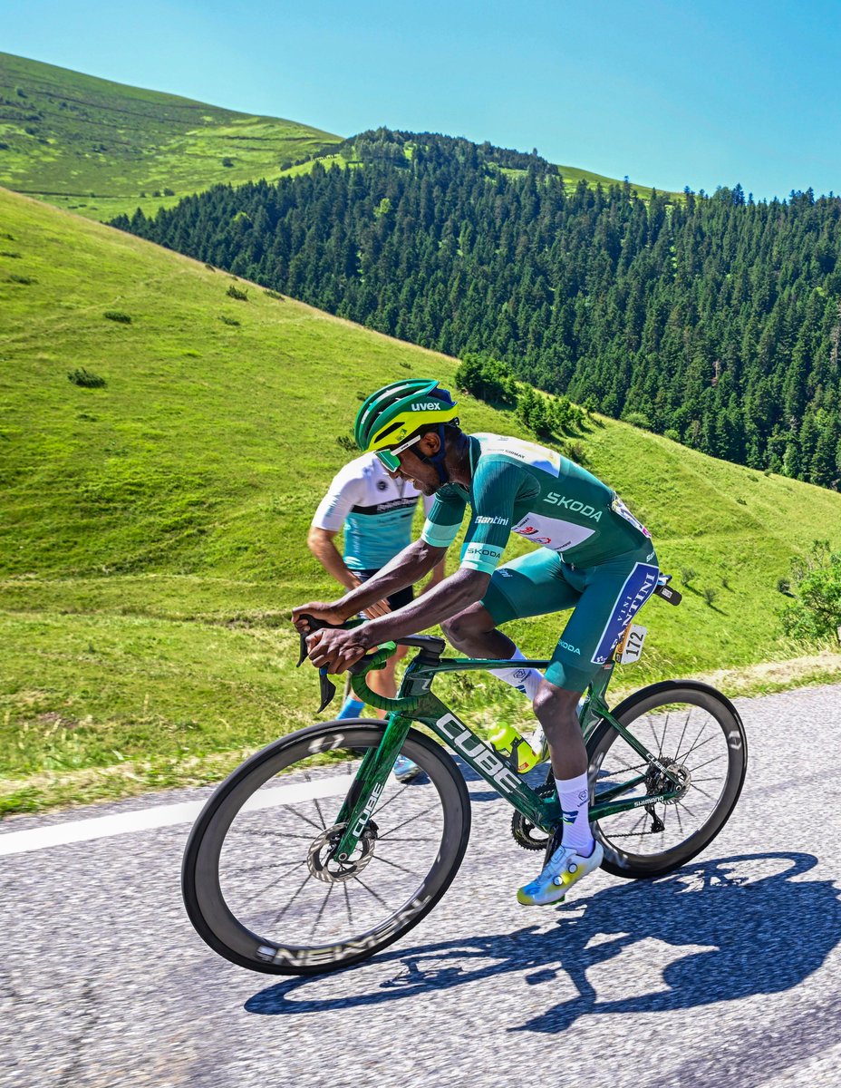 LottoIntermarch's tweet photo. 💚 Biniam Girmay arrived safely with his teammates and will start the final week of Tour de France with the green jersey 💚 #TDF2024 https://t.co/ZUHVFSygA0
