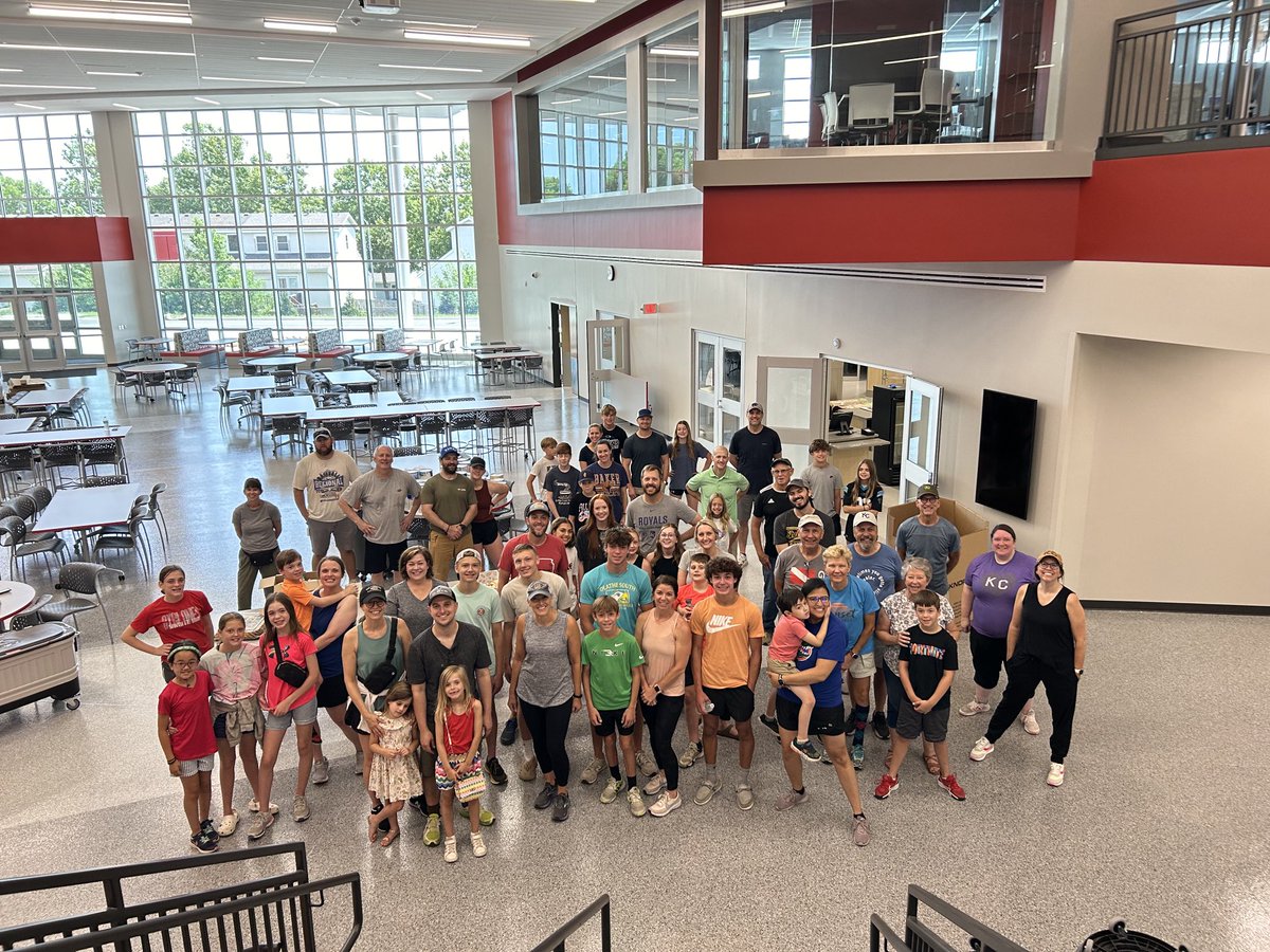 sftcyclones's tweet photo. Amazing help today from friends and Adopt a School Partners at Trinity Church!  Thank you so much for your help today organizing and setting up SFT! https://t.co/QQNv0myqUc