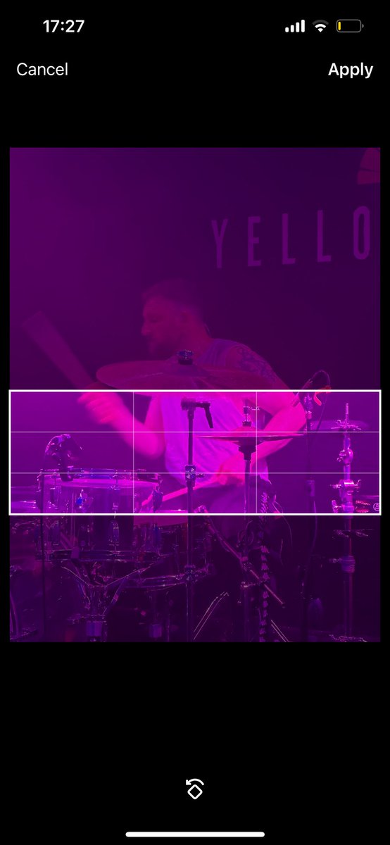 AstroAlex88's tweet photo. I’m having an issue trying to crop a pic of Greeny from @milburnmusic into my Twitter profile header image. Can anyone help? https://t.co/OeZmzBamEO