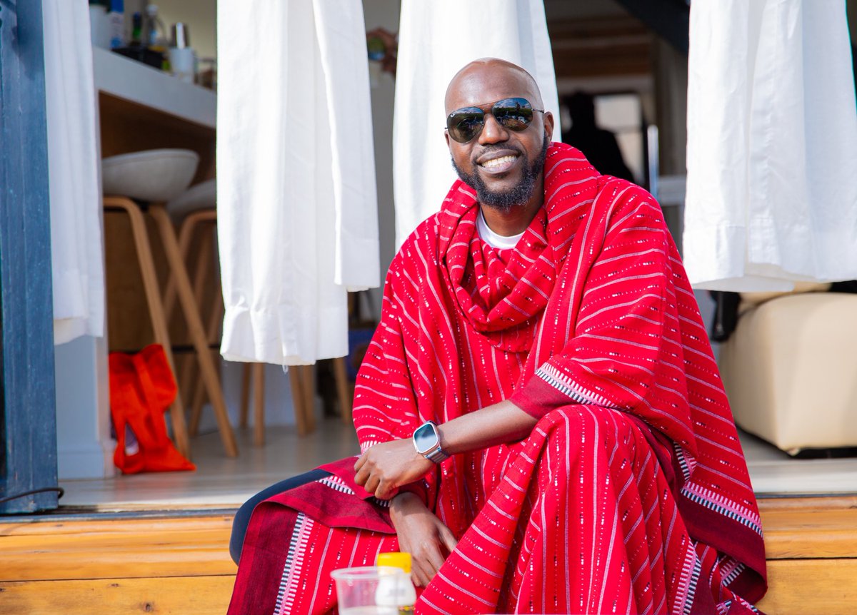 Larry Madowo tweet media