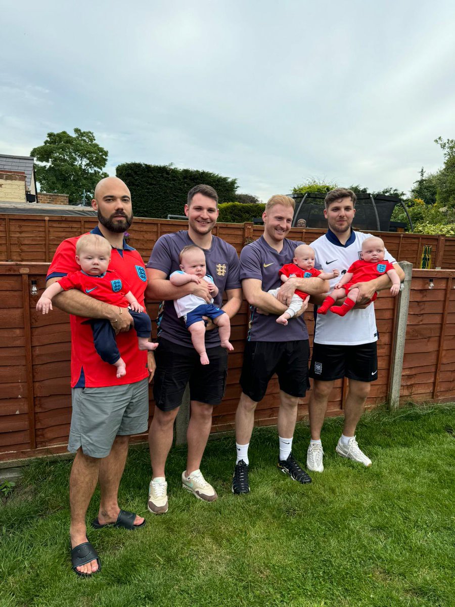 Ellis Stub tweet media