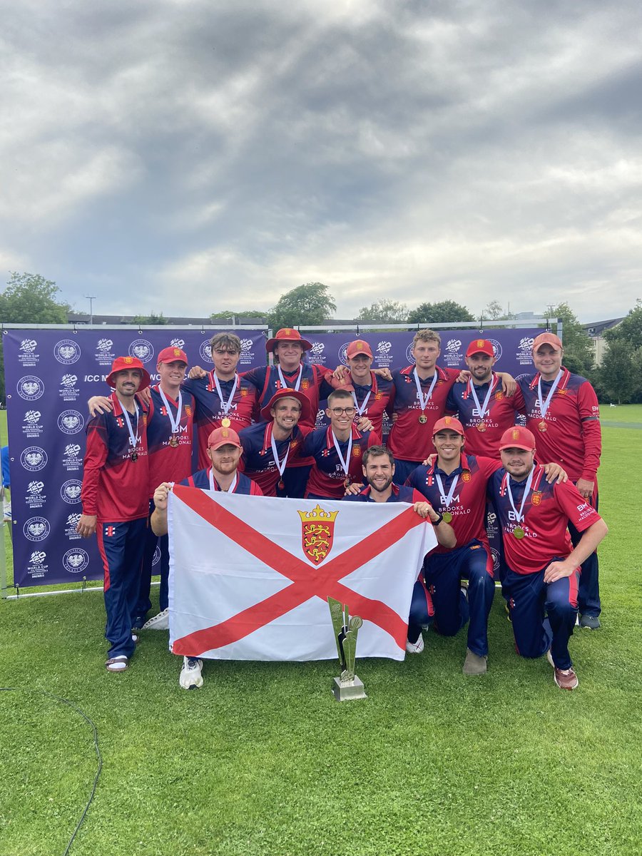 🔴 MENS CRICKET 🔴

Champions of ICC T20 World Cup Sub Regional Europe Qualifier B

Beating <a href="/norskcricket/">NorgesCricketforbund</a> by 6 wickets to end the tournament as we’ve played all the way through. A very professional demolition of the competition - we’re ready for the next stage. 

#backingred🇯🇪