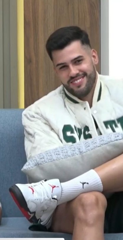 baa_coments's tweet photo. Boa tardeee, combatentes! 🩷
Ansiosa para o resultado da prova hoje e prontíssima para salvar o mozão. 🪖
SELVAAA 🫡
#Faltam4Dias
#TeamKaio #AGrandeConquista https://t.co/znS1IEqCO7