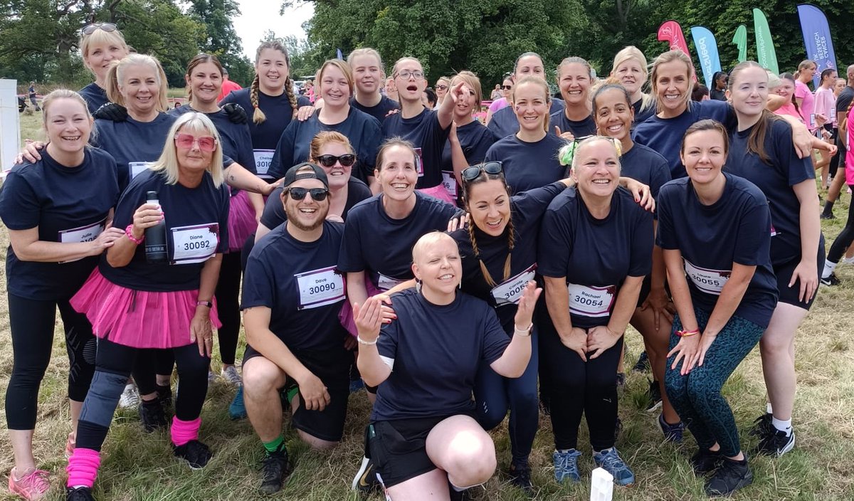 SpringfieldPri2's tweet photo. 5K Muddy Run for @CR_UK  What great staff we have #forKelly  #springfieldsmiles https://t.co/I22t4RYkbu