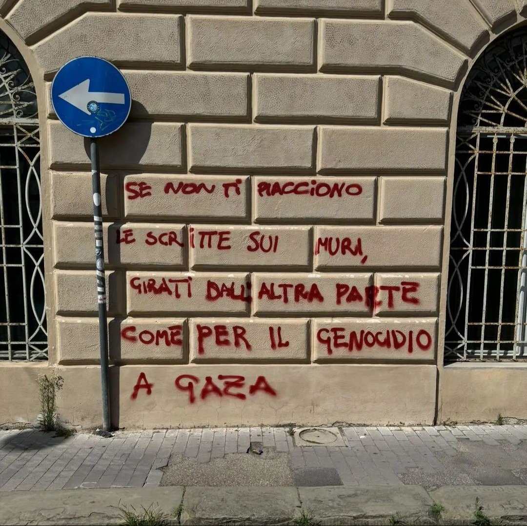Rossella660's tweet photo. Anche i muri parlano https://t.co/gzTsqOeBHP