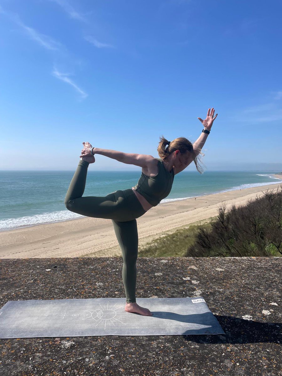 MyPeakChallenge's tweet photo. Why do you love #MPCFlow ππ§
#MyPeakChallenge #Yoga #SamHeughan https://t.co/Ji1ierDp4S