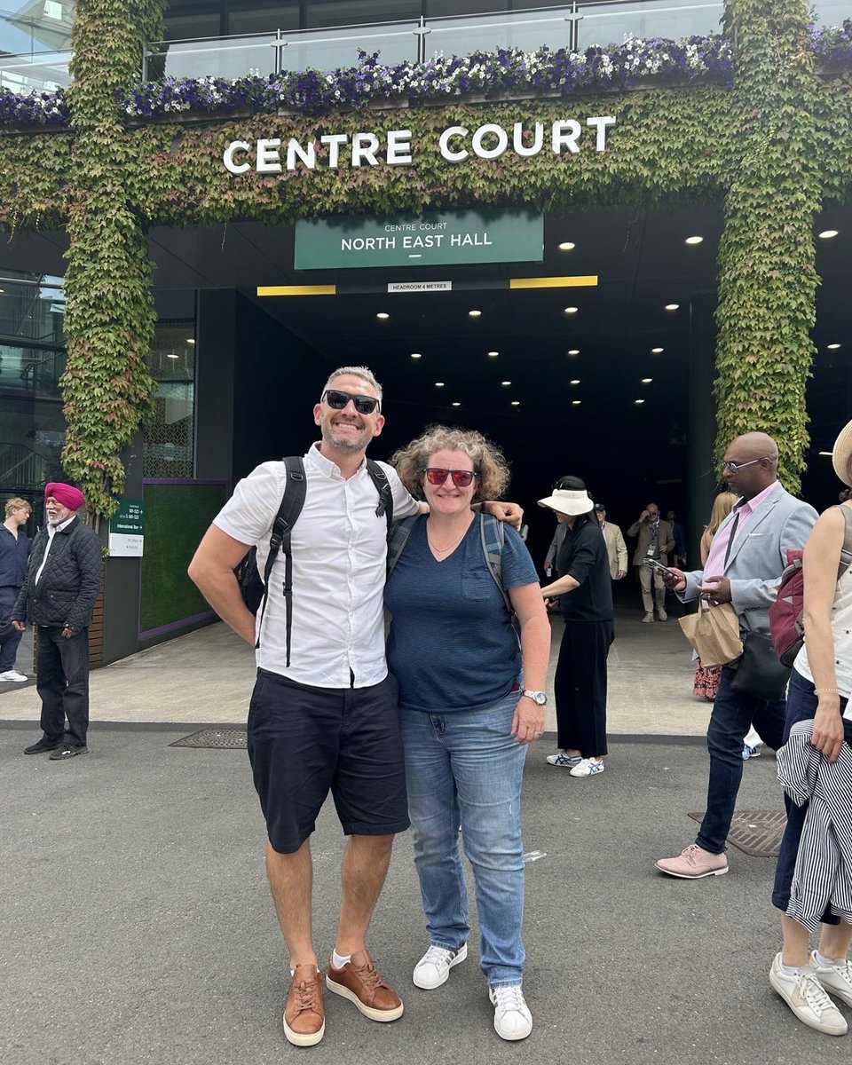 qphschester's tweet photo. Living the dream…
Mr Taylor, Ms BC & students at Wimbledon on finals day! 🏆🎾 #QPHSChester #hardworkpaysoff #Wimbledon2024 https://t.co/419kxTFIcb