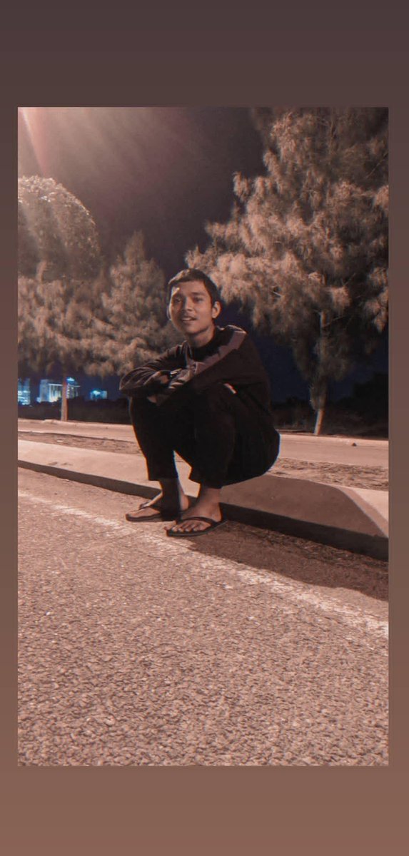 wanbenjo's tweet photo. Tak banyak cuma nak jadi Tabah dan Tenang macam dulu https://t.co/wqgfxiXniT