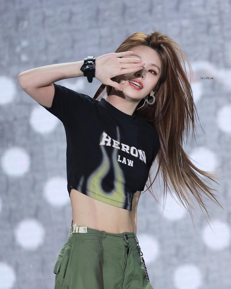 THE FACE                 THE BODY