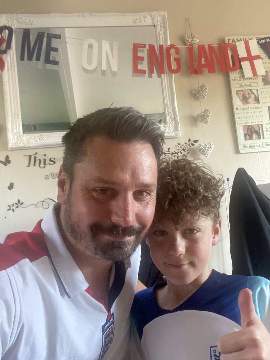 StevenMay3's tweet photo. #SSNThreeLions https://t.co/CG38C4QU4X