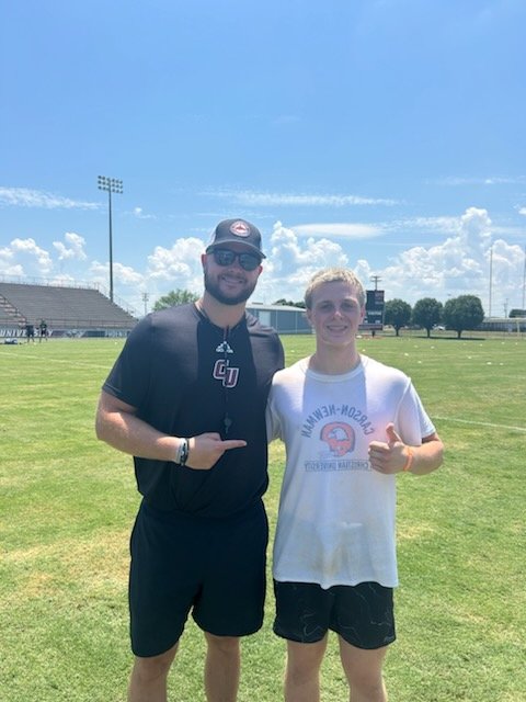 Alex Grande tweet media