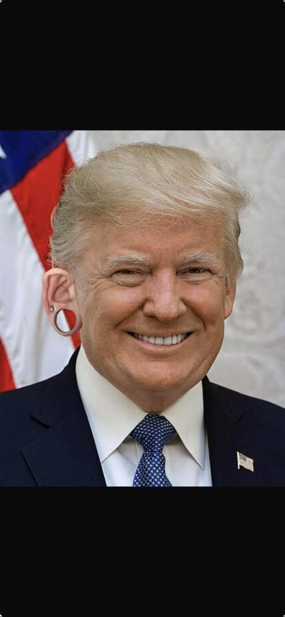 ashleycray1993's tweet photo. 😂😂😂 #DonaldTrump #TrumpAssasinationAttempt https://t.co/nSRttqLm3u