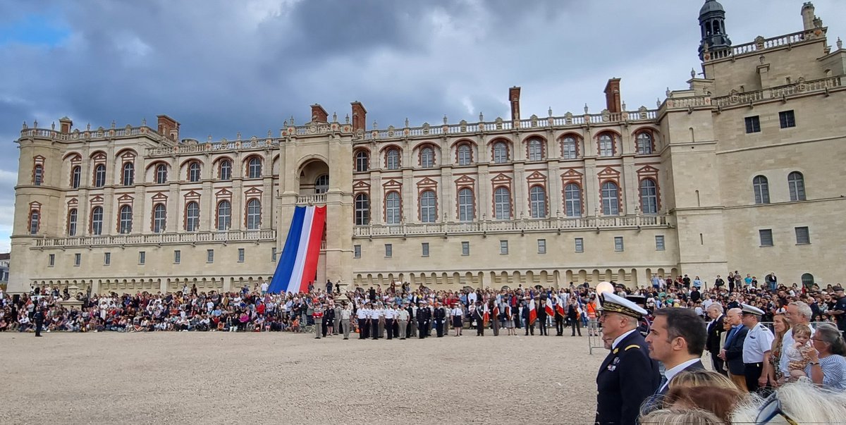 npouzyreff78's tweet photo. A #StGermainEnLaye, #LePecq et #CarrièresSousPoissy pour célèbrer ensemble la #FêteNationale.
Vive la République
Vive la France 🇨🇵 https://t.co/QYTUdloqQI
