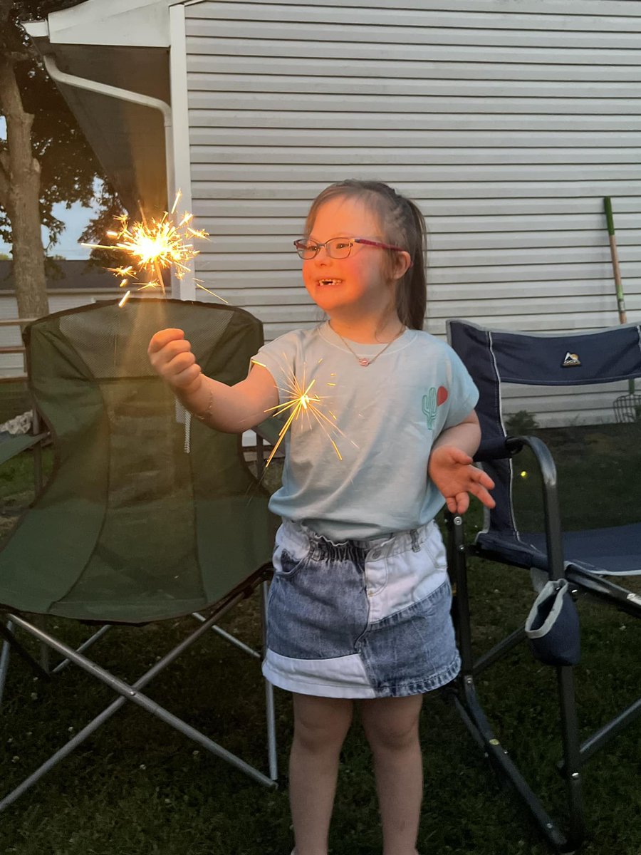 Hey folks, <a href="/ClaraMcGruff/">Clara McGruff</a>'s Buddy Walk is collecting donations to support <a href="/DSAGC/">Down Syndrome Assoc.</a>!

Our Goal this year is $5,000.

If you'd like to make a donation of any size, it's appreciated, and you can make anon donations to the page.

RT's are greatly appreciated!!!

dsagc.donordrive.com/index.cfm?fuse…