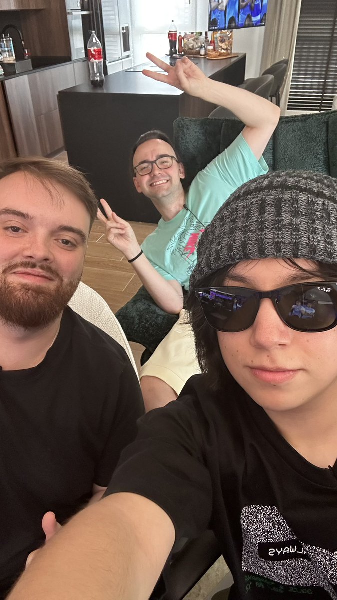 ElQuackity tweet media