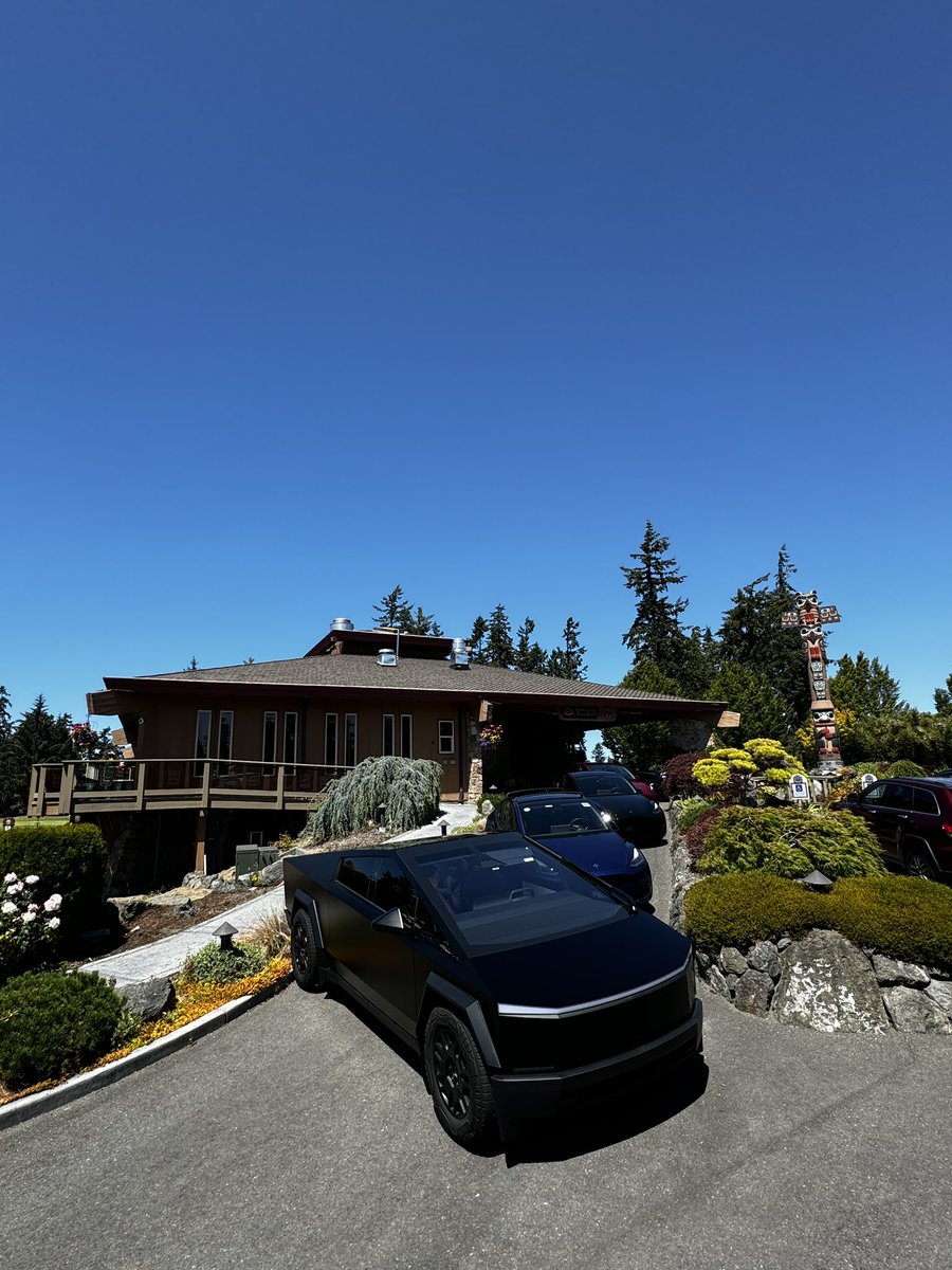 james_emett's tweet photo. What a fun and exciting day today as the Olympic Chapter of the Tesla owners of Washington participated in their annual north Olympic Peninsula Lavender Tour.
@TeslaOwnersWA https://t.co/WDA48t4Oki https://t.co/CprvsFKUHe
