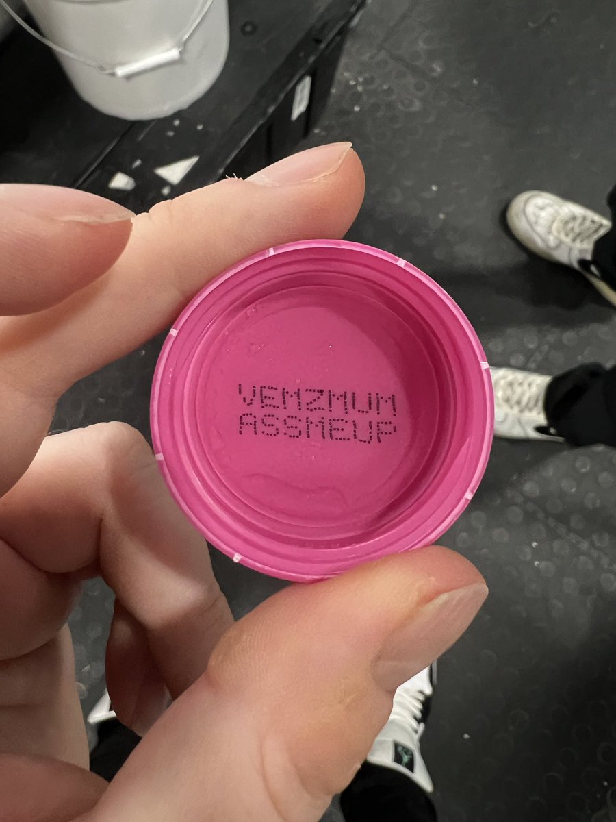 The_Ry_Williams's tweet photo. Why does my prime bottle say “ass me up” (I already redeemed it calm down) @PrimeHydrate @LoganPaul @KSI https://t.co/deMtuy8VbR