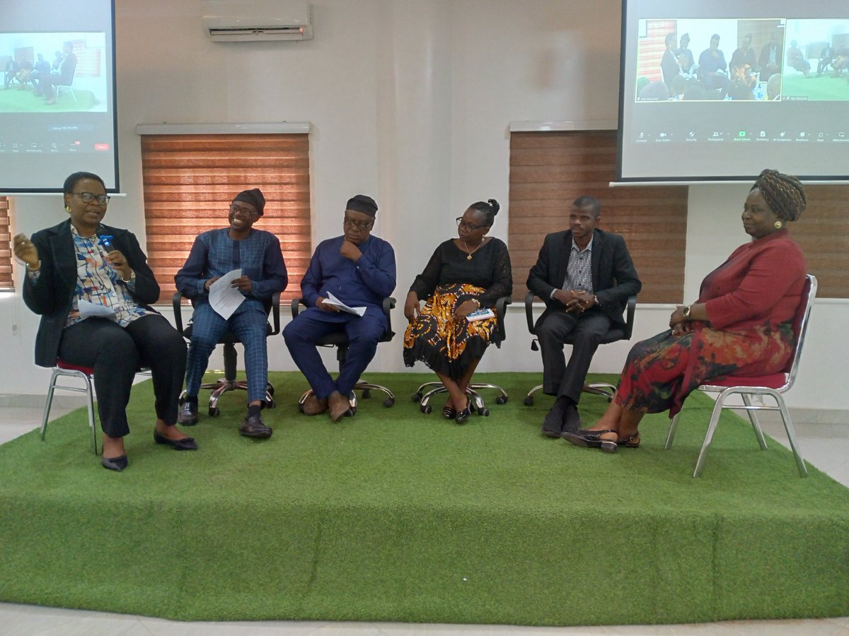 JournalistsGo's tweet photo. Moderating a panel session at a workshop on Fostering a comprehensive understanding of agroecology in Nigeria organised by the Heinrich Boll Foundation in partnership with the Action Aid Nigeria, Alliance for Action on Pesticides in Nigeria and Organic and Agroecology Initiative https://t.co/3jdHCUw2Hr