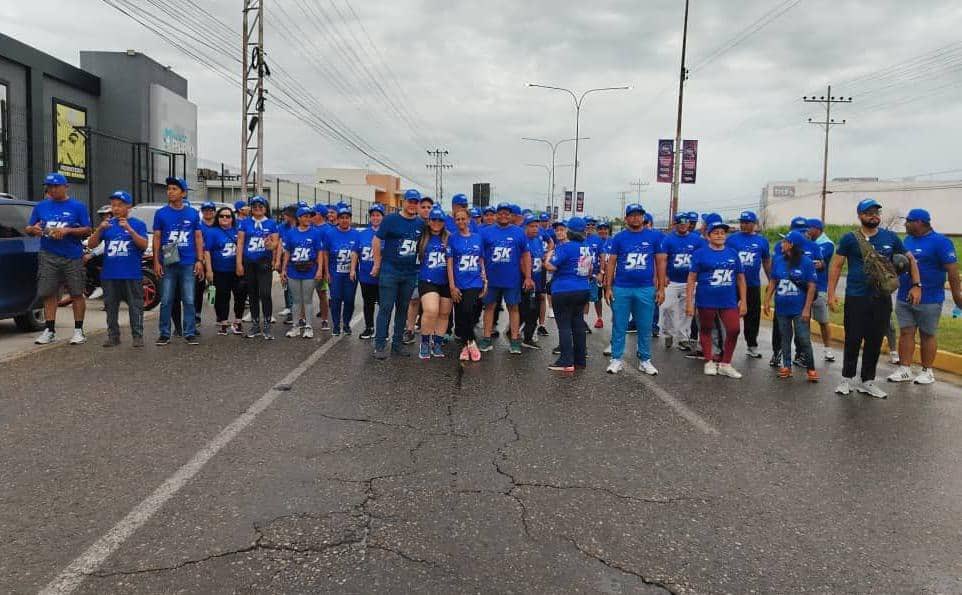 salaprensaCantv's tweet photo. #14Jul En los estados Apure, Barinas, Guárico y Portuguesa, la Fuerza Azul participó con gran entusiasmo y espíritu deportivo en la carrera - caminata 5K La Esperanza nos conecta, organizada por la Empresa en diversas regiones del país. https://t.co/dhVh4a0hLg