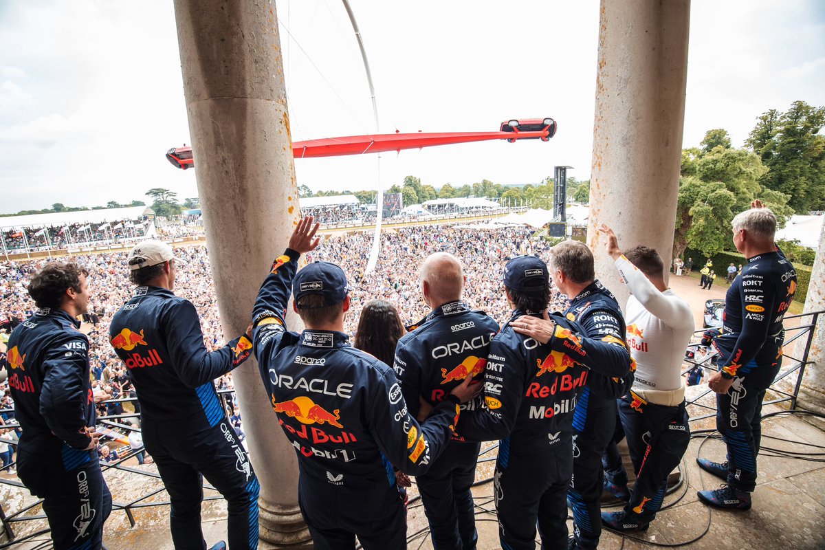 Max33Verstappen's tweet photo. 20 years of @redbullracing at @fosgoodwood ✌️ https://t.co/QKqkr0IQqS