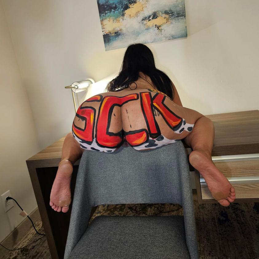 Maxkorp's tweet photo. Big Booty Slut @XXXasiankiwi  reppin' @SCKBRAND 
Body Paint by @milktattoos 
Wanna 👀 her Get Nasty Nasty
Click 🔗 N  Bio https://t.co/ive7EEqU94