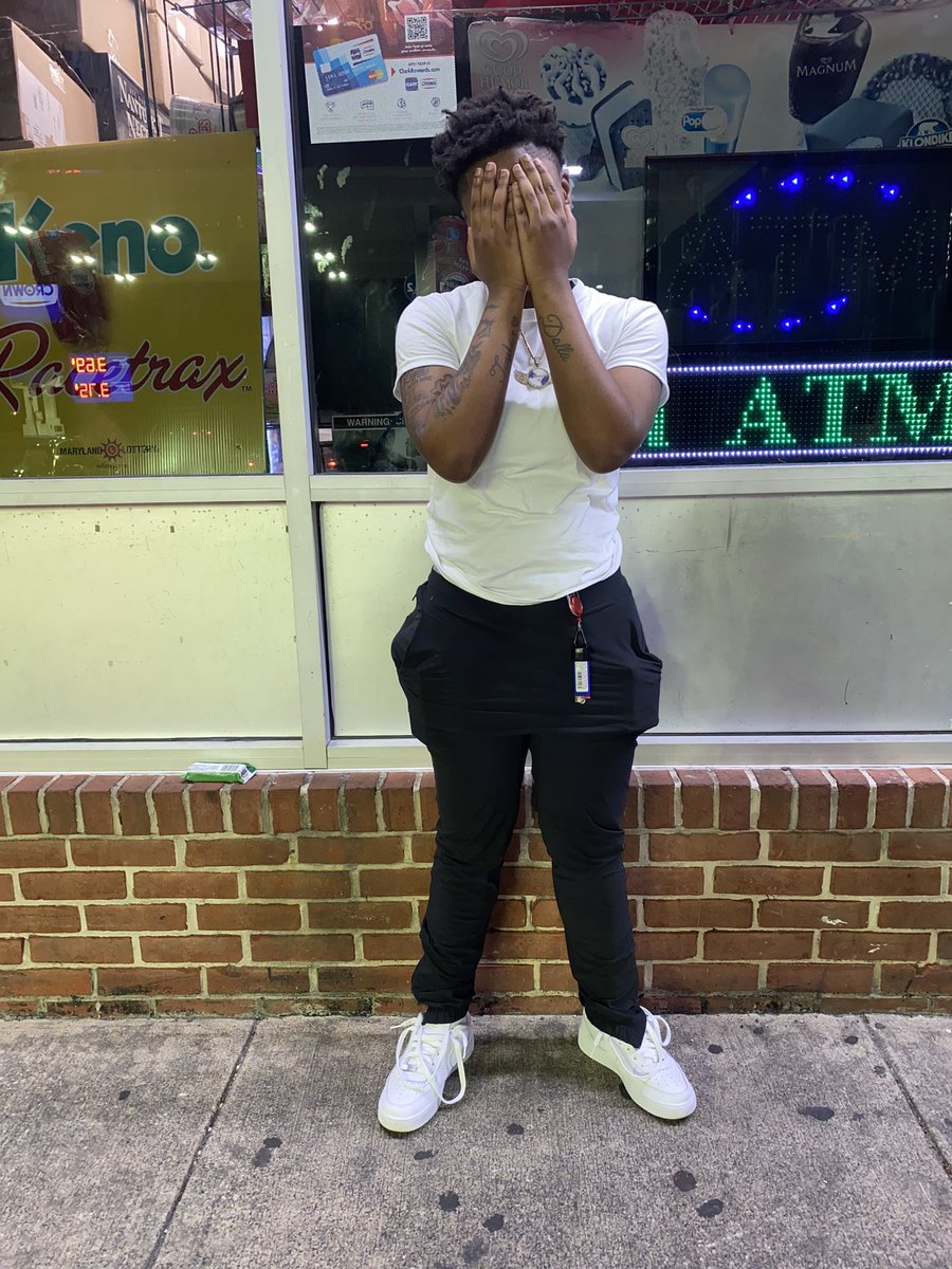 900Youngaan's tweet photo. I did ah bid & came right back✅💯 …Open arms ain’t on my side it ain’t no luv for my kind❤️🩹might get robbed if you come here!💯 #mds🤍🤞🏾#900💵 #GG #FREEDAMOB #Dolla https://t.co/1mdDvvqlXw