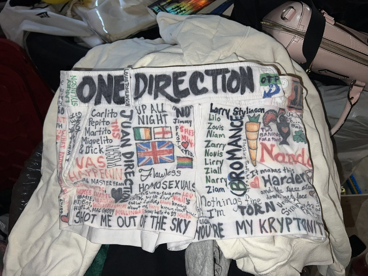 AlexiHalket's tweet photo. ive always been a diy queen https://t.co/rHydZlaGv9