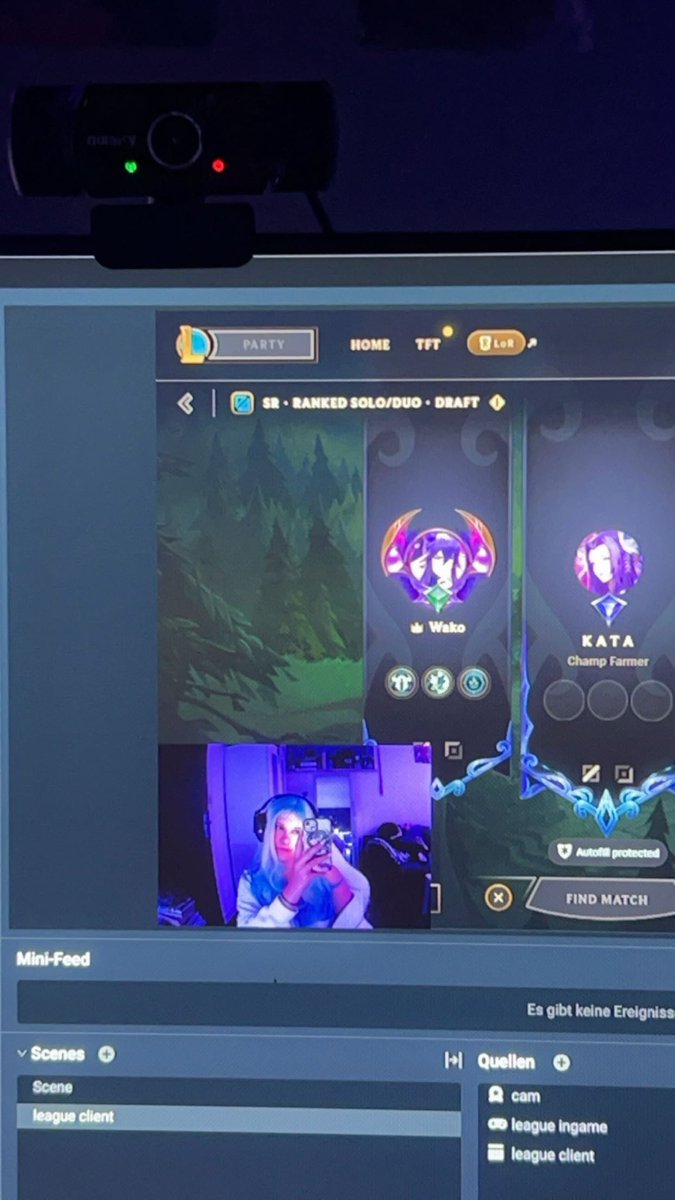 LittIe_Leaf's tweet photo. Gonna stream some bad league gameplay with ugly face cam and wig 😗

https://t.co/O6WyYZkMqC https://t.co/2woxm2VGDW