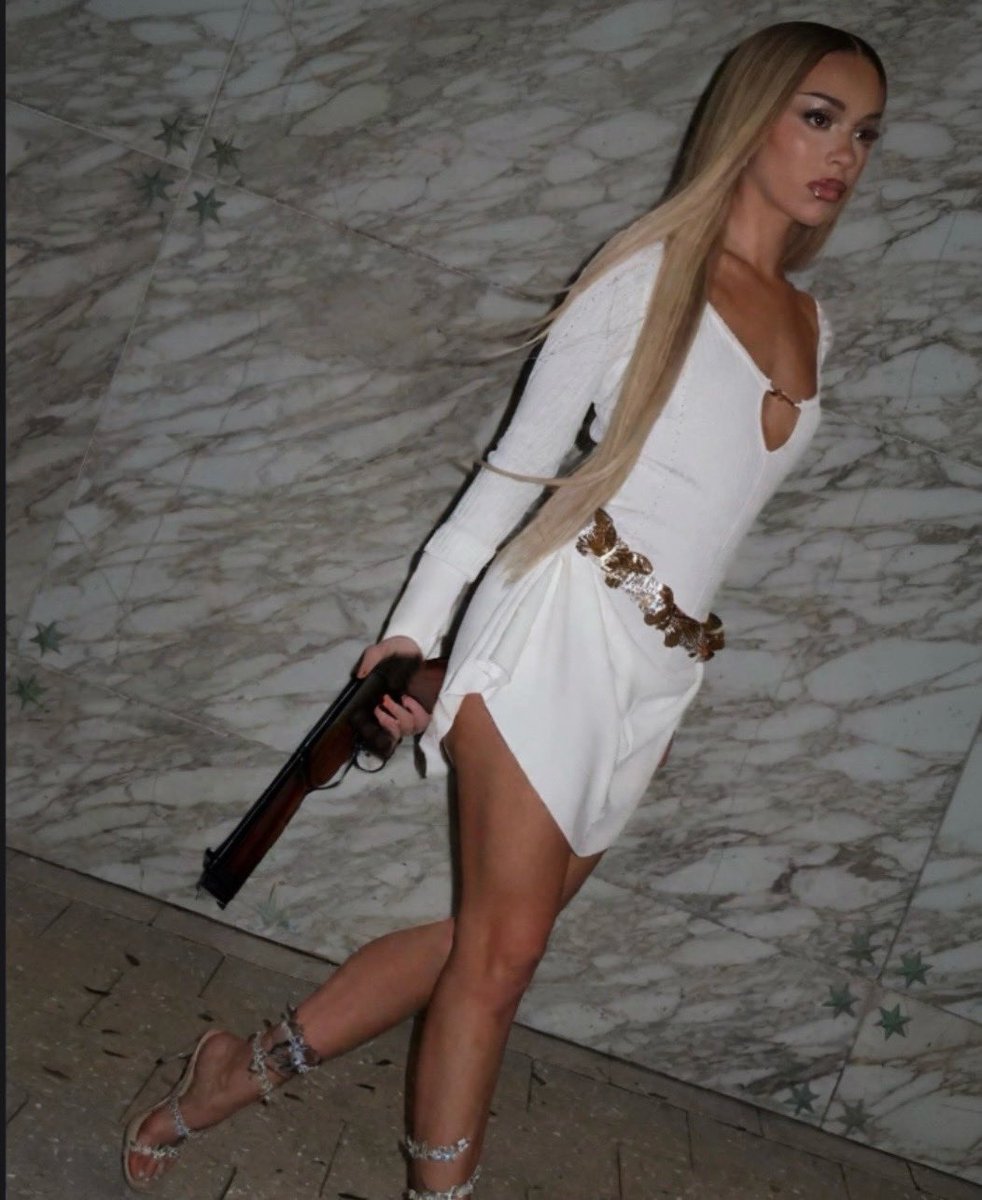 yosigoiwal's tweet photo. 🚨 Bad Gyal niega estar involucrada en el intento de asesinato de Donald J. Trump: 

“Yo solo sé hacerlo, yo no sé intentarlo” https://t.co/1UpsEWwnYZ